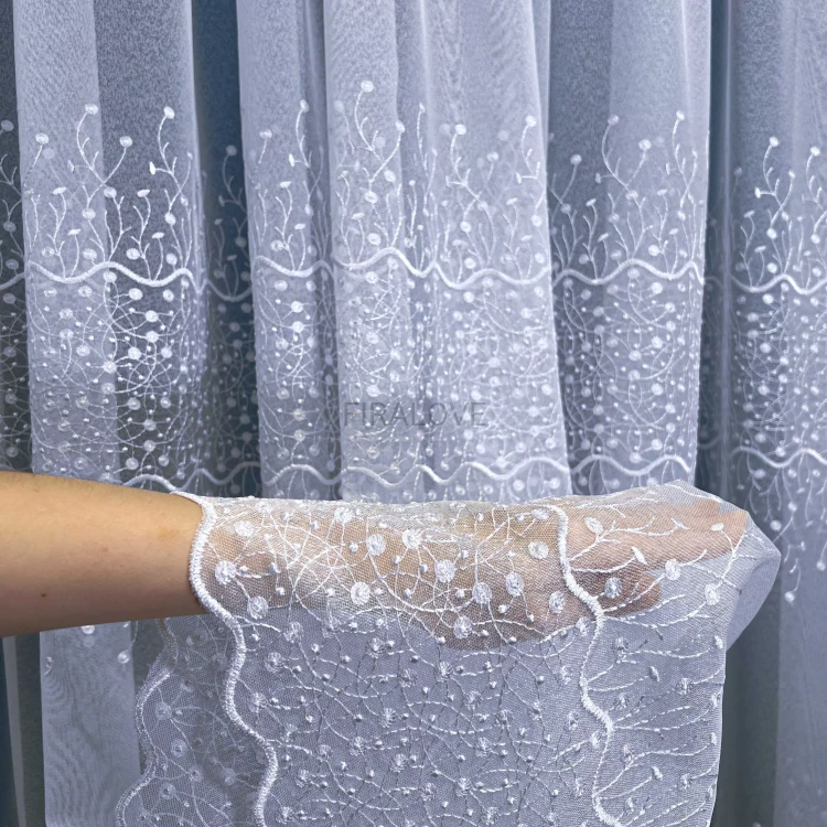 firana-haftowana-rita-na-markizecie-delikatne-zdobienie-wys-180-cm (3).webp